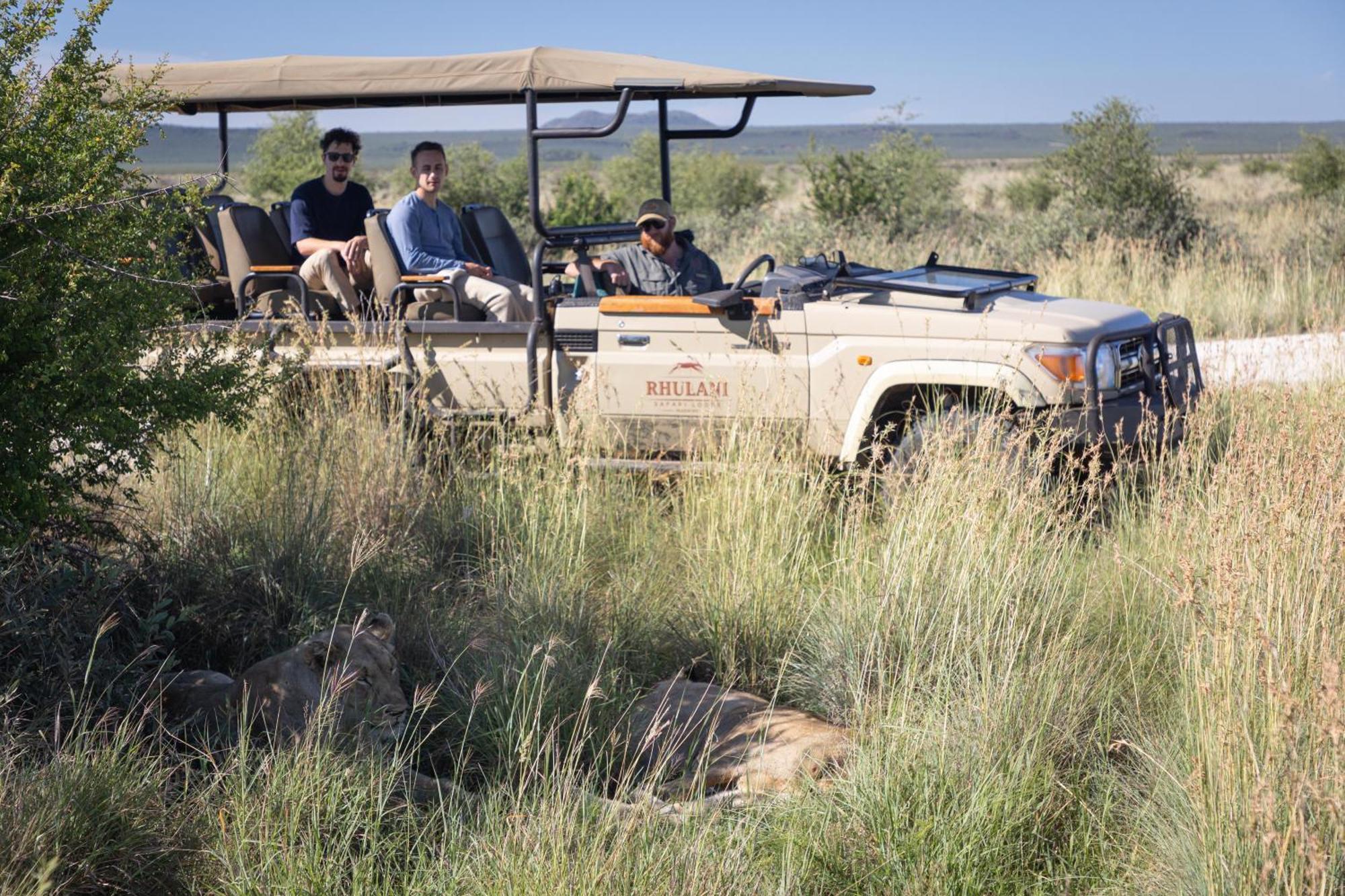 Rhulani Safari Lodge Защитен резерват „Мадикве“ Екстериор снимка