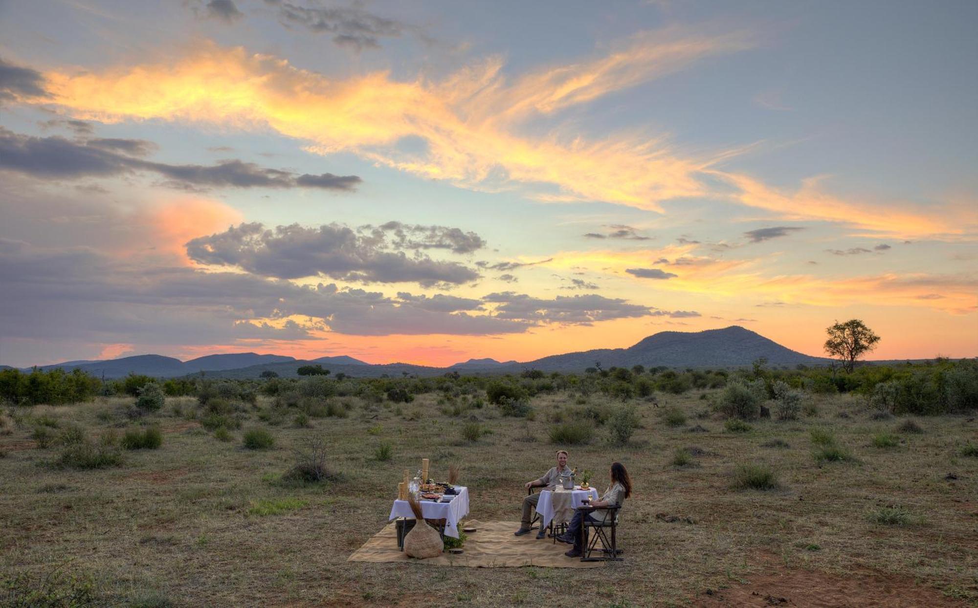 Rhulani Safari Lodge Защитен резерват „Мадикве“ Екстериор снимка