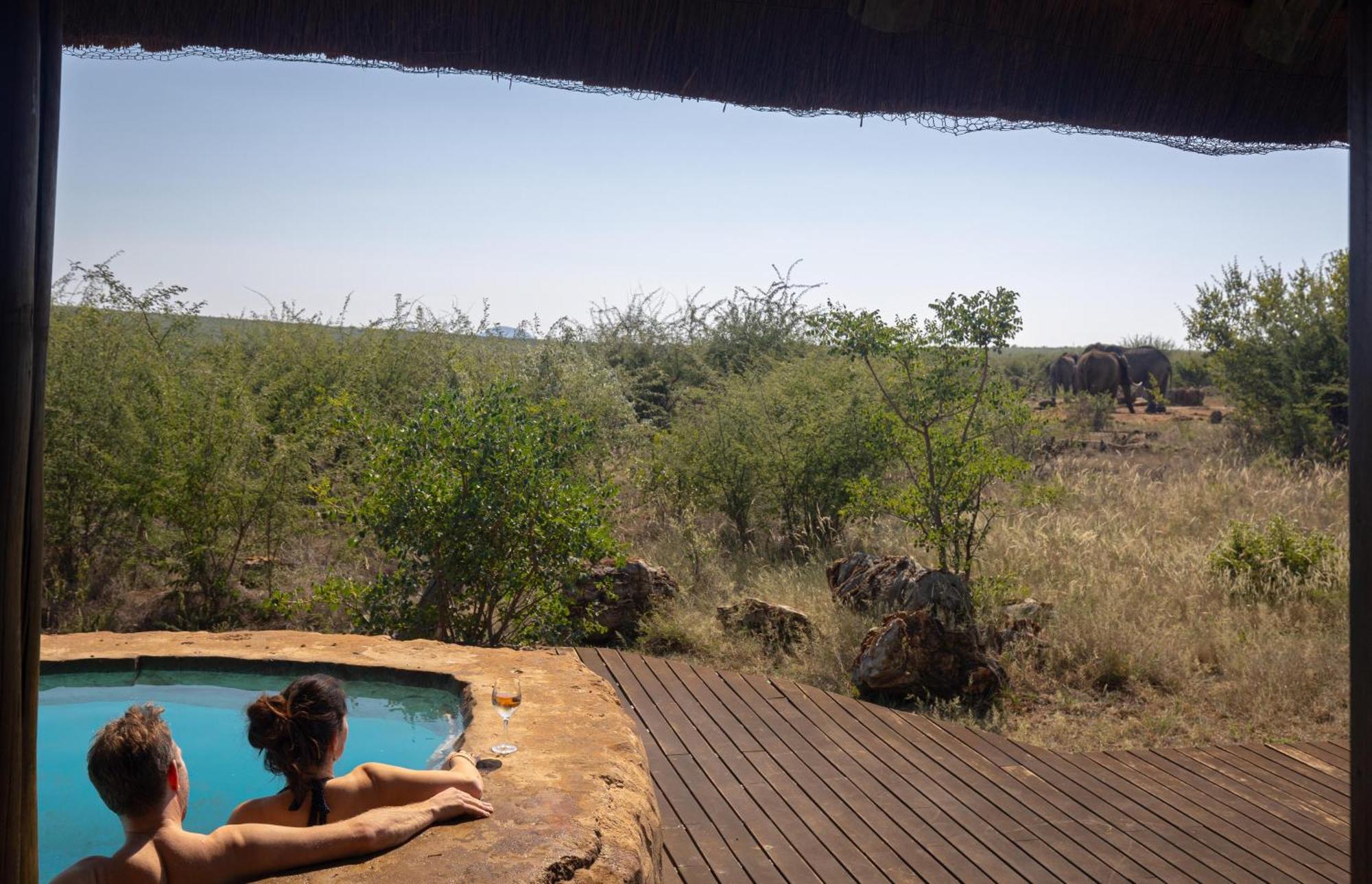 Rhulani Safari Lodge Защитен резерват „Мадикве“ Екстериор снимка